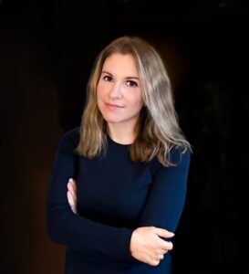 Jennifer E Archer author of Into the Deep Blue YA novel